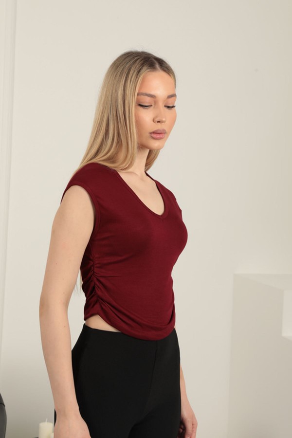 Çilek Viskon Kumaş Yanları Büzgülü Bluz-Bordo