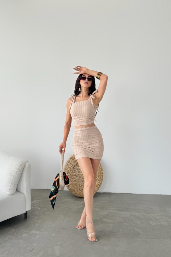 Bağcık Detaylı Crop Bluz Ve Etek İkili Takım