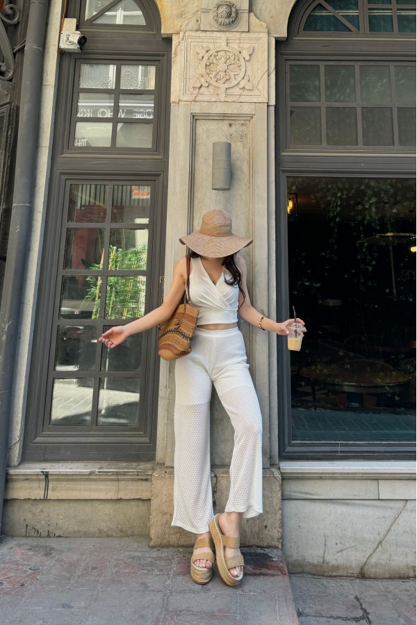 Kruvaze Yaka Crop Bluz Ve Detaylı Pantolon Triko  İkili Takım