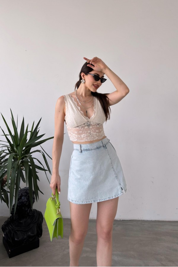 Yırtmaç Detaylı Denim Şort Etek